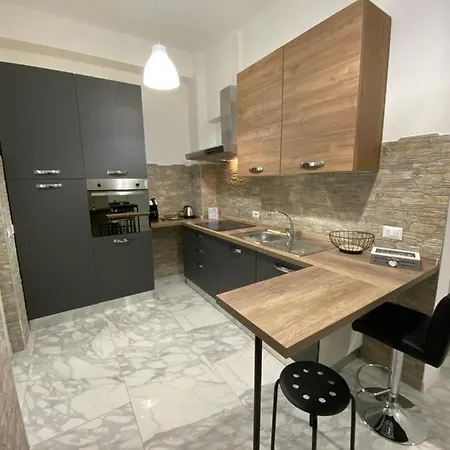 Ennio 3*