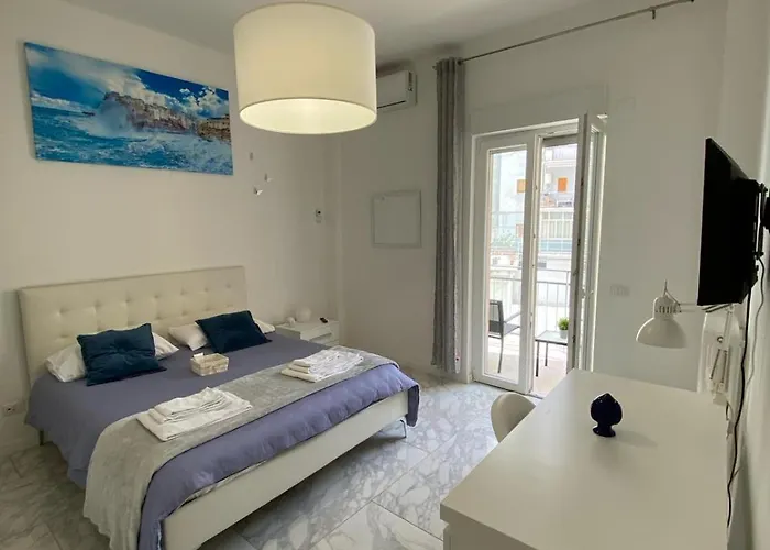 Ennio Affittacamere 3*